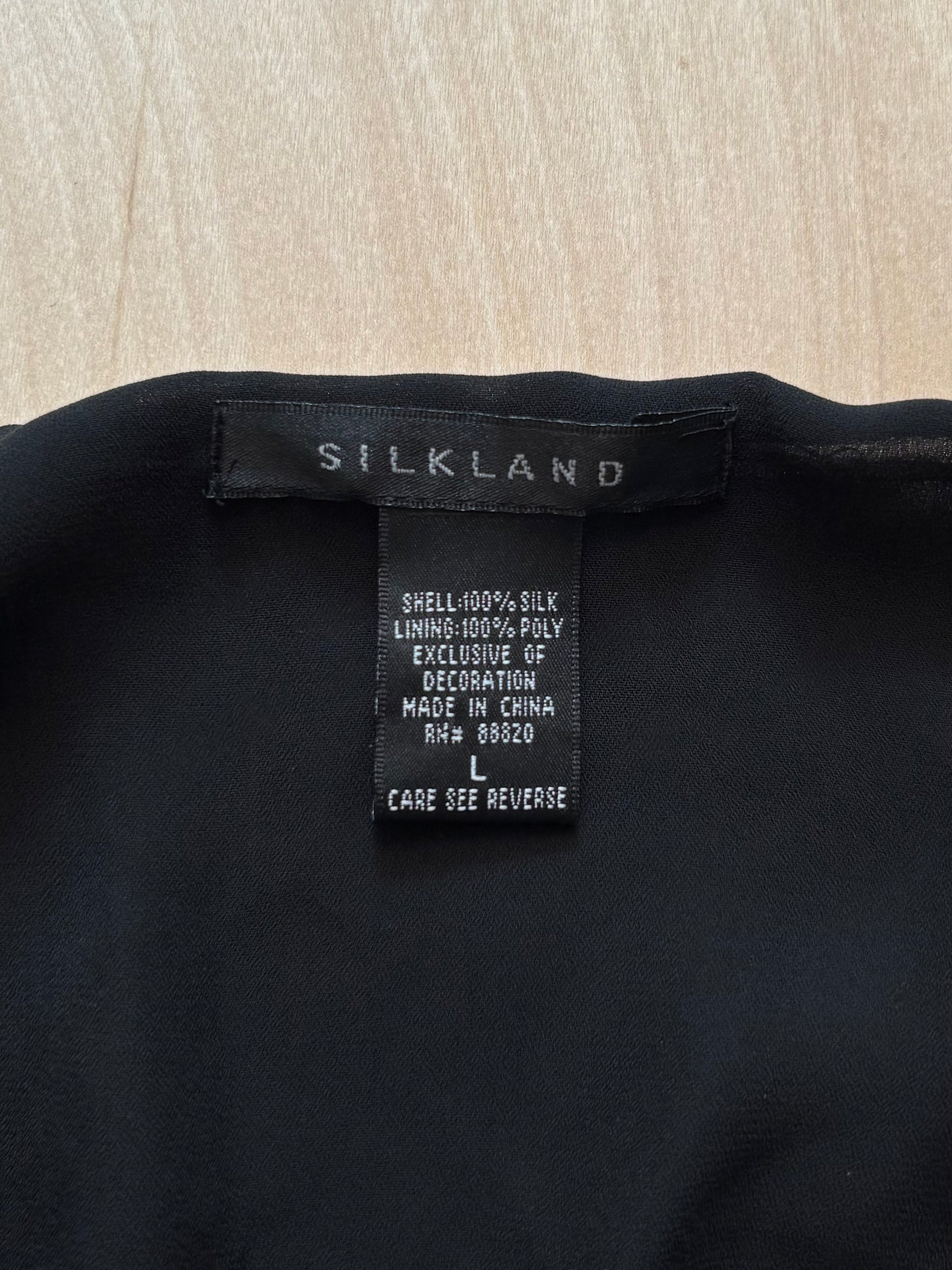 Silk Embroidered 00’s Top | Size M