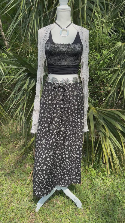 Arina Skirt | Size 28” waist